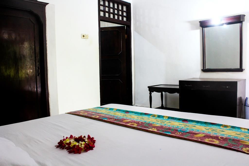 Berlian Inn Kuta Lombok Exterior foto